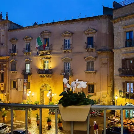 La Vista Sul Teatro *