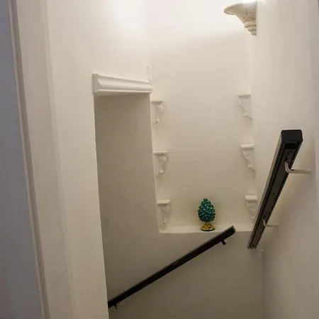 La Vista Sul Teatro Bed & Breakfast 3*